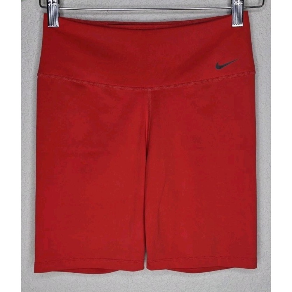 New Nike Women S Biker Shorts Dri-FIT High Rise‎ Red 7in Soft Yoga Cycle Active